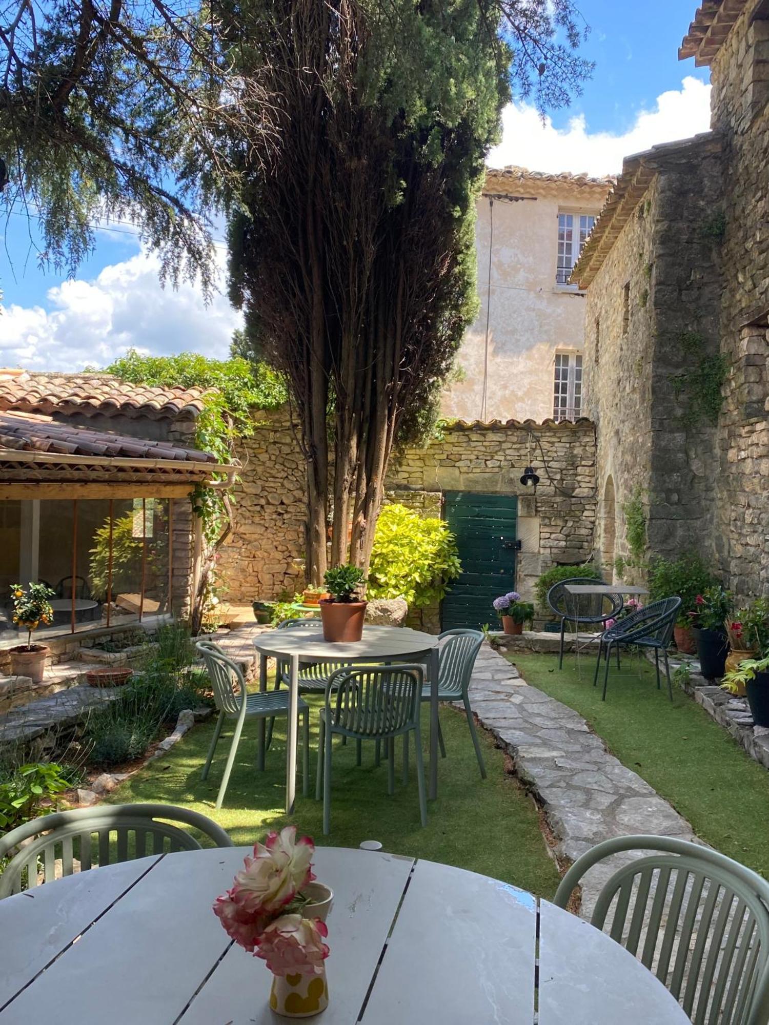 Saint-Martin-de-Castillon Auberge Du Boisset المظهر الخارجي الصورة